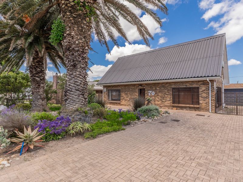 House For Sale in Franskraal, Gansbaai, Western Cape - Photo 1