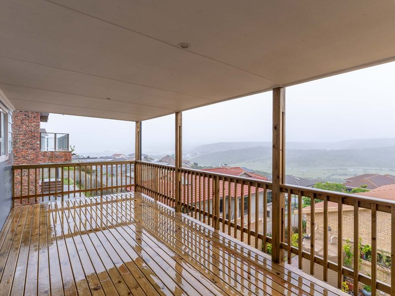 Brand new modern nutec home with sea and mountain views! - Photo 9