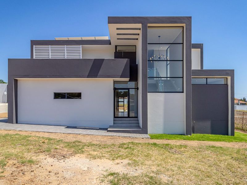 3 BEDROOMS - ONE VISION - YOUR PERFECT HOME STARTS HERE - Photo 2