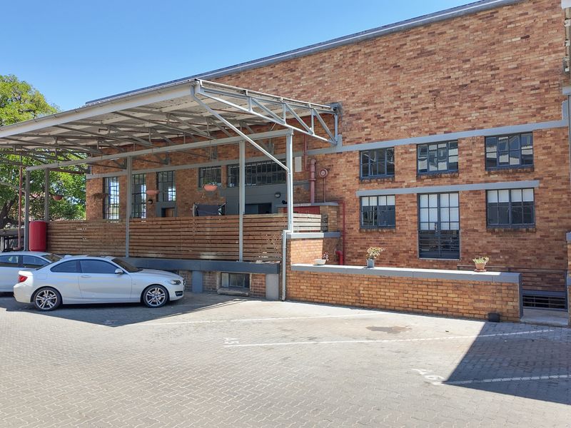 Townhouse For Sale in Braamfontein Werf, Johannesburg, Gauteng - Photo 2