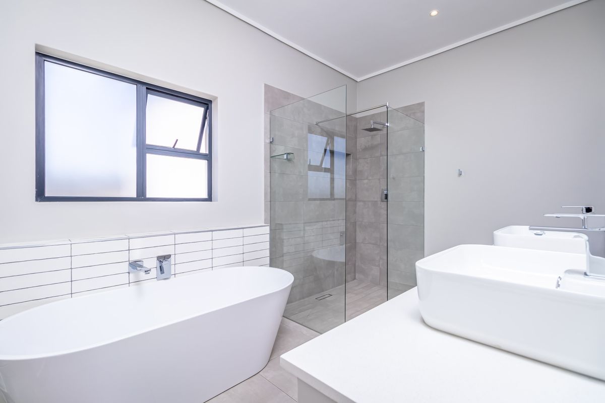 House For Sale in Fourways, Sandton, Gauteng - Photo 4
