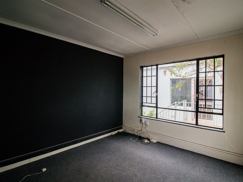 Retail For Sale in Vincent, East London, Eastern Cape - Photo 10