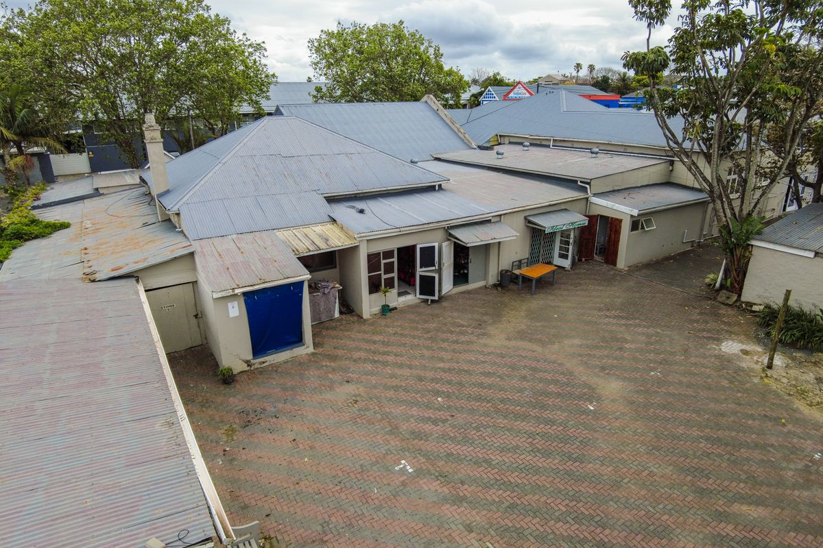 Retail For Sale in Vincent, East London, Eastern Cape - Photo 2