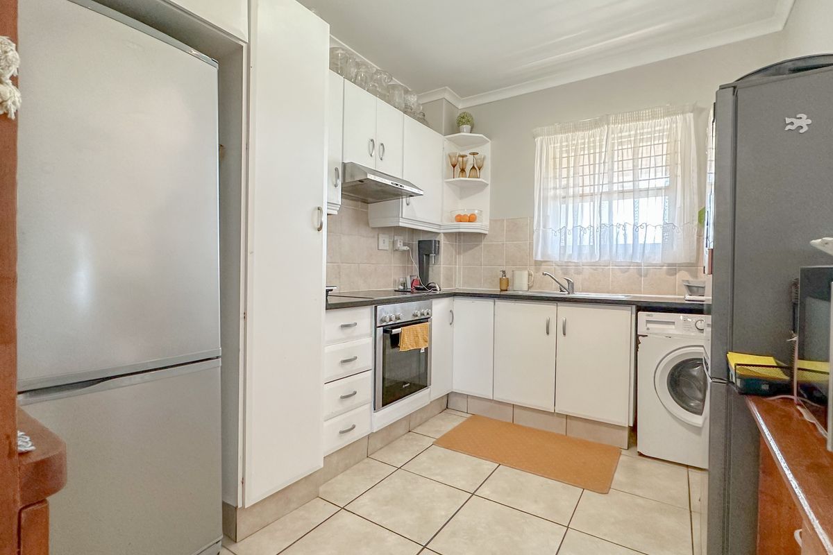 Apartment For Sale in Ballito Central, Ballito, KwaZulu Natal - Photo 4