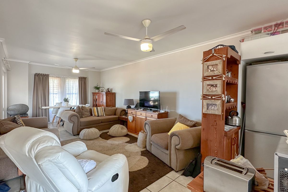 Apartment For Sale in Ballito Central, Ballito, KwaZulu Natal - Photo 3