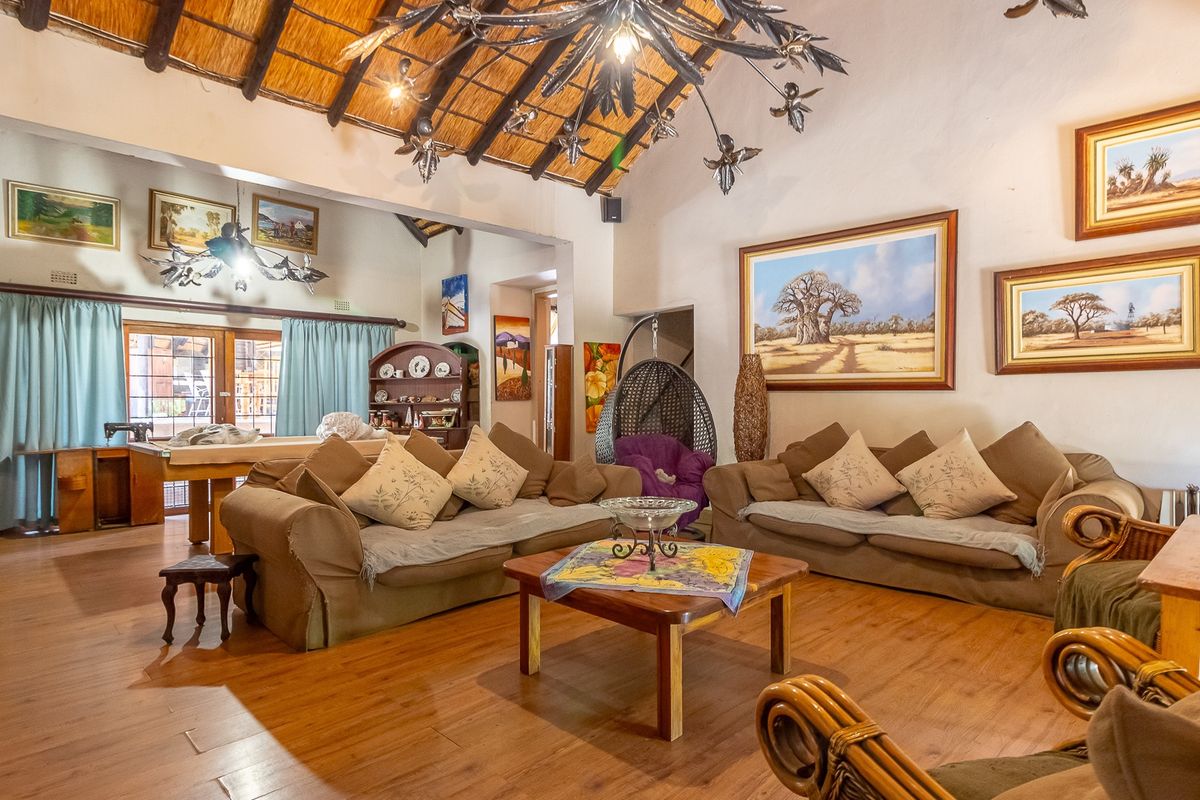 House For Sale in Cashan, Rustenburg, North West - Photo 4