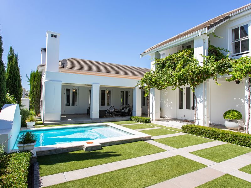 House For Sale in Val de Vie Estate Paarl - Photo 1