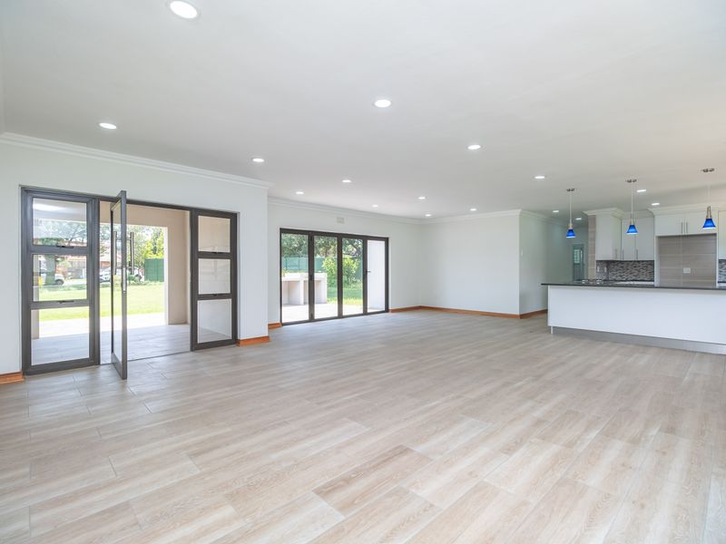 House For Sale in Heidelberg Central, Heidelberg, Gauteng - Photo 8