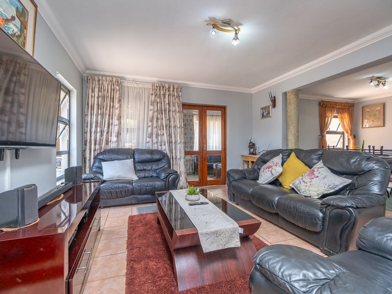 House For Sale in Jordaan Park, Heidelberg, Gauteng - Photo 4