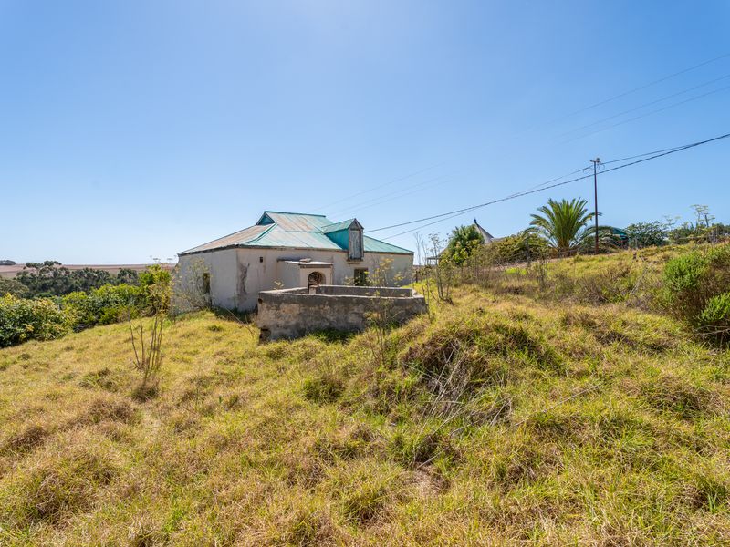 House For Sale in Napier, Western Cape - Photo 1