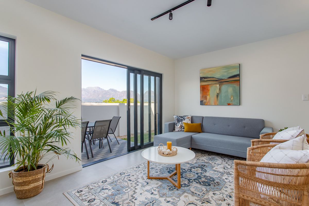 Stunning Oak Lodges in Honeydew Country Estate for sale - Photo 4