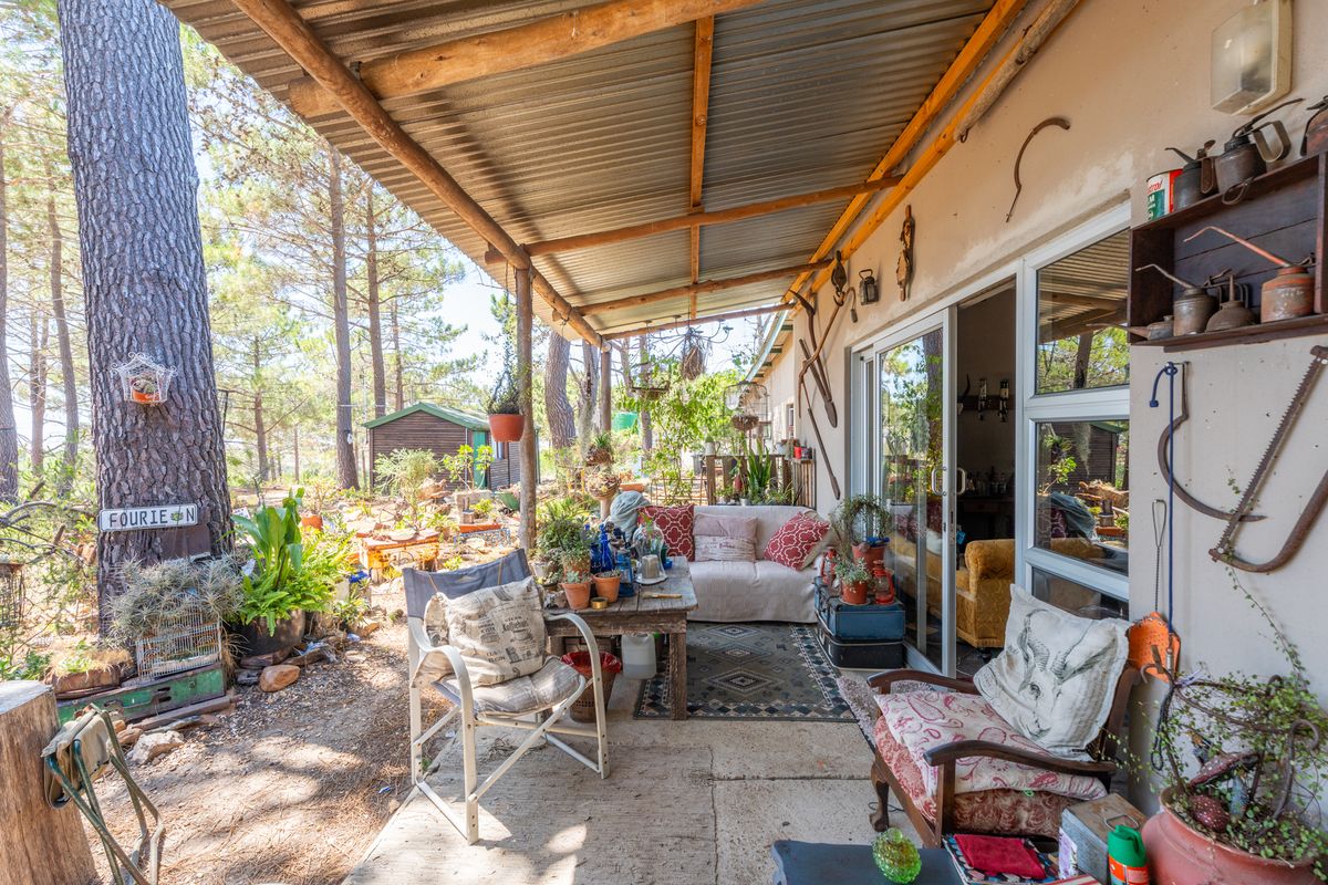 House For Sale in Napier, Western Cape - Photo 2