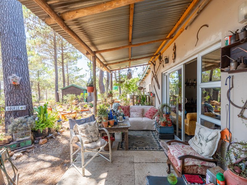 House For Sale in Napier, Western Cape - Photo 2