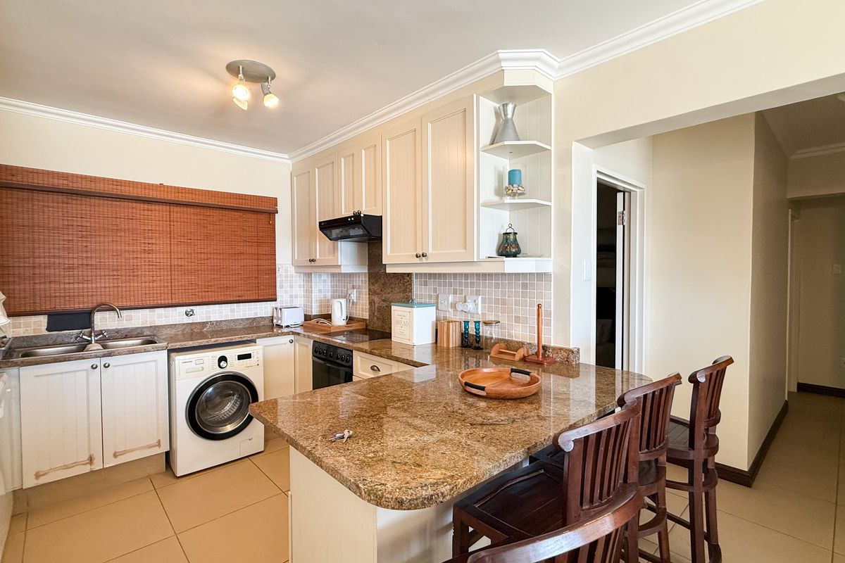 Apartment For Sale in Shakas Rock, Ballito, KwaZulu Natal - Photo 3