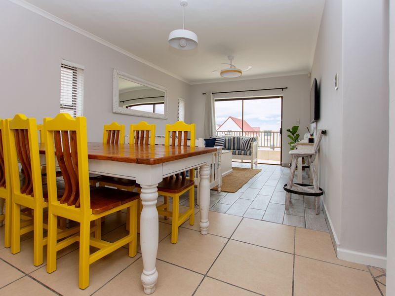 Modern First-Floor Apartment in Sought-After Helios Place - Photo 7