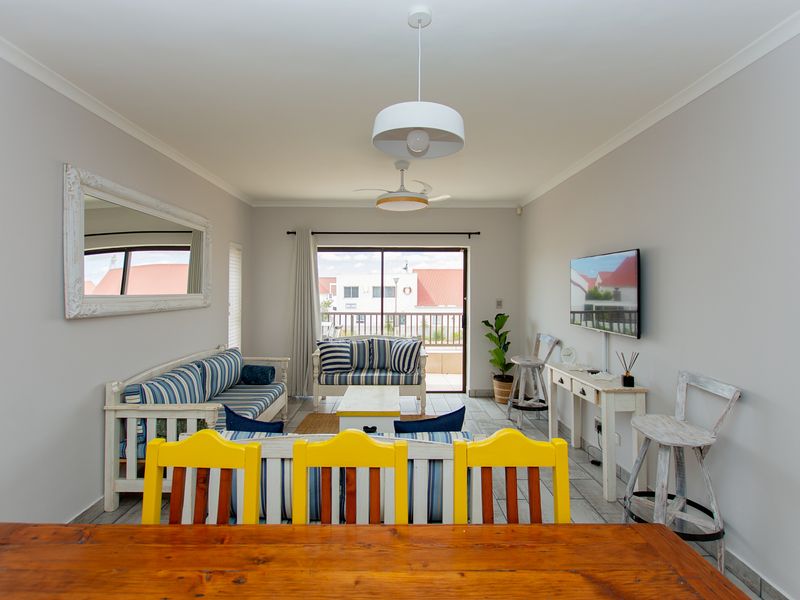 Modern First-Floor Apartment in Sought-After Helios Place - Photo 8