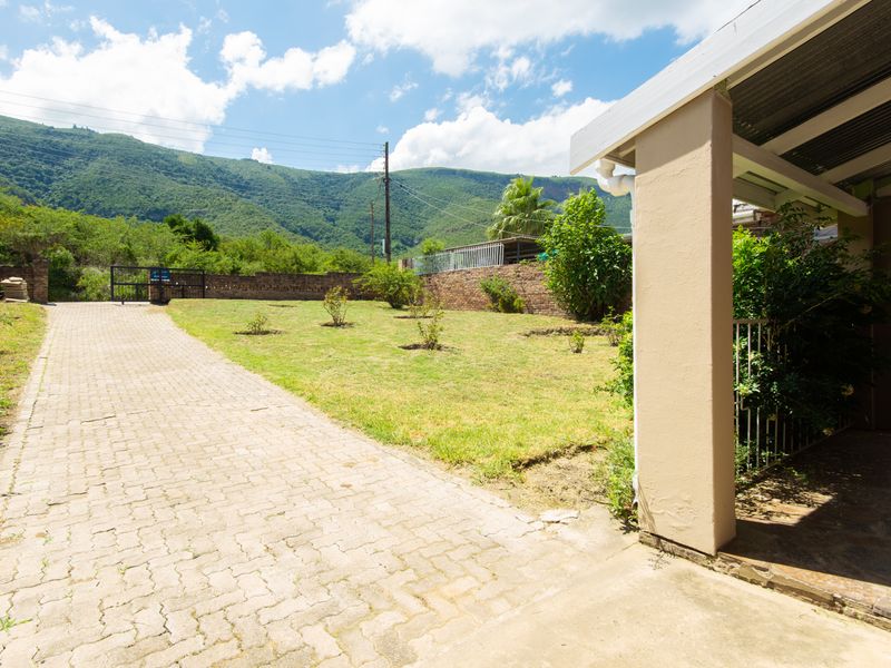 House For Sale in Franisvalle, Somerset East, Eastern Cape - Photo 2