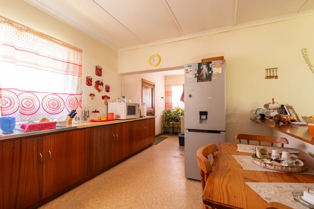 House For Sale in Franisvalle, Somerset East, Eastern Cape - Photo 3