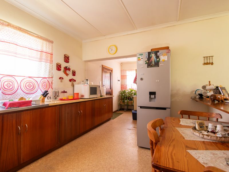 House For Sale in Franisvalle, Somerset East, Eastern Cape - Photo 3