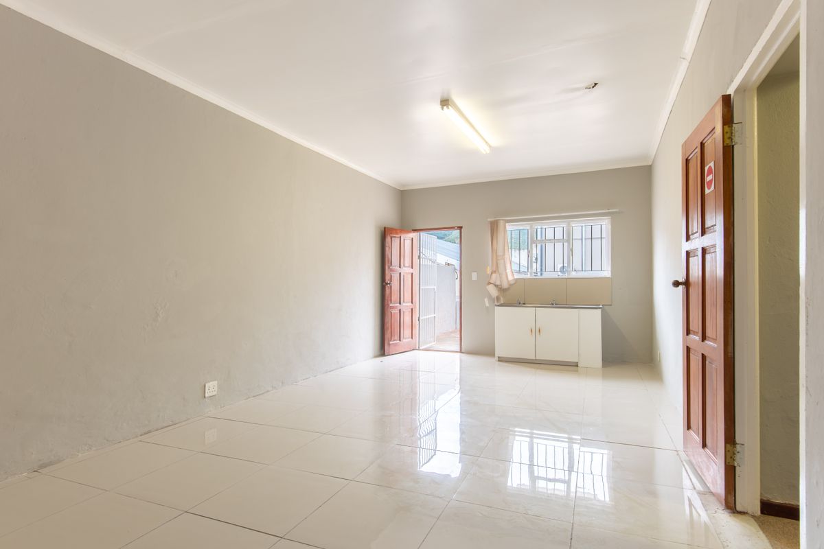 Office For Sale in Somerset East, Eastern Cape - Photo 3