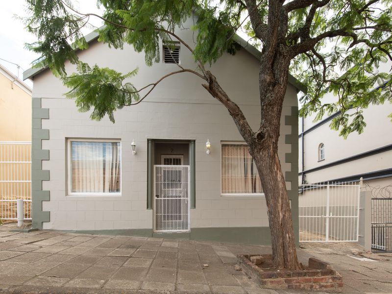 Office For Sale in Somerset East, Eastern Cape - Photo 1