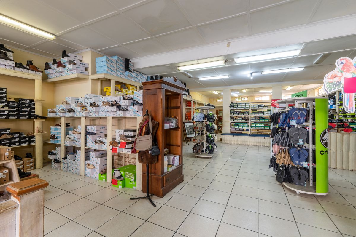 Retail For Sale in Wellington North, Wellington, Western Cape - Photo 3