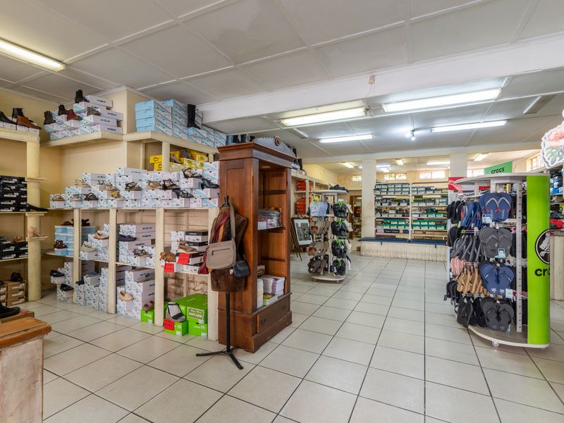 Retail For Sale in Wellington North, Wellington, Western Cape - Photo 3