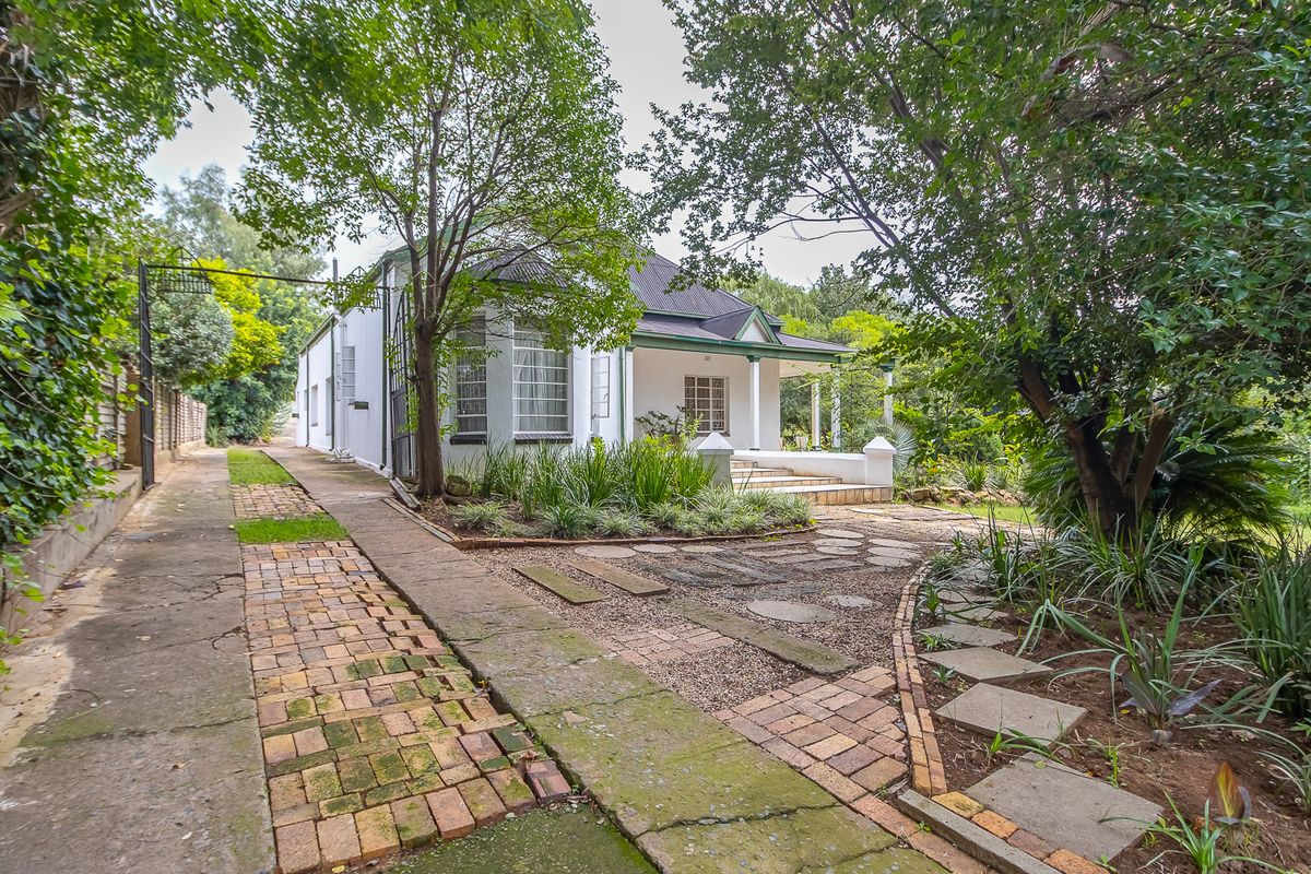 House For Sale in Heidelberg Central, Heidelberg, Gauteng - Photo 4