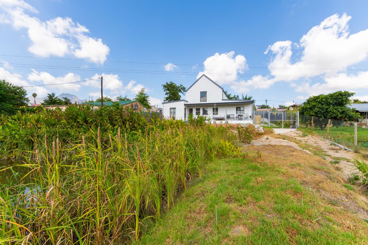 House For Sale in Jamestown, Stellenbosch, Western Cape - Photo 2