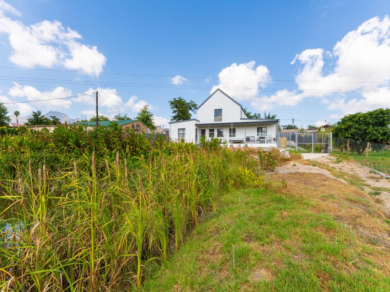 House For Sale in Jamestown, Stellenbosch, Western Cape - Photo 2