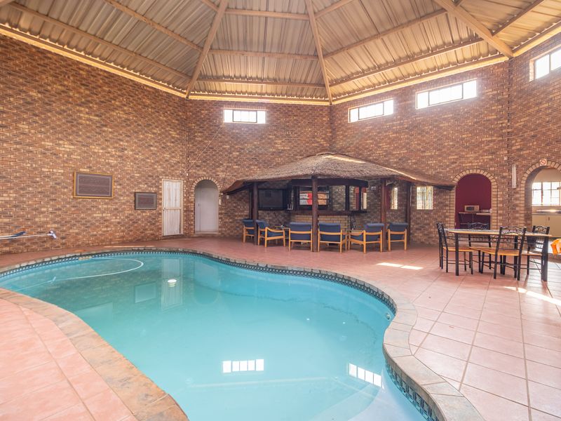 Private Residence or Thriving Guesthouse: The Choice is Yours - Photo 7