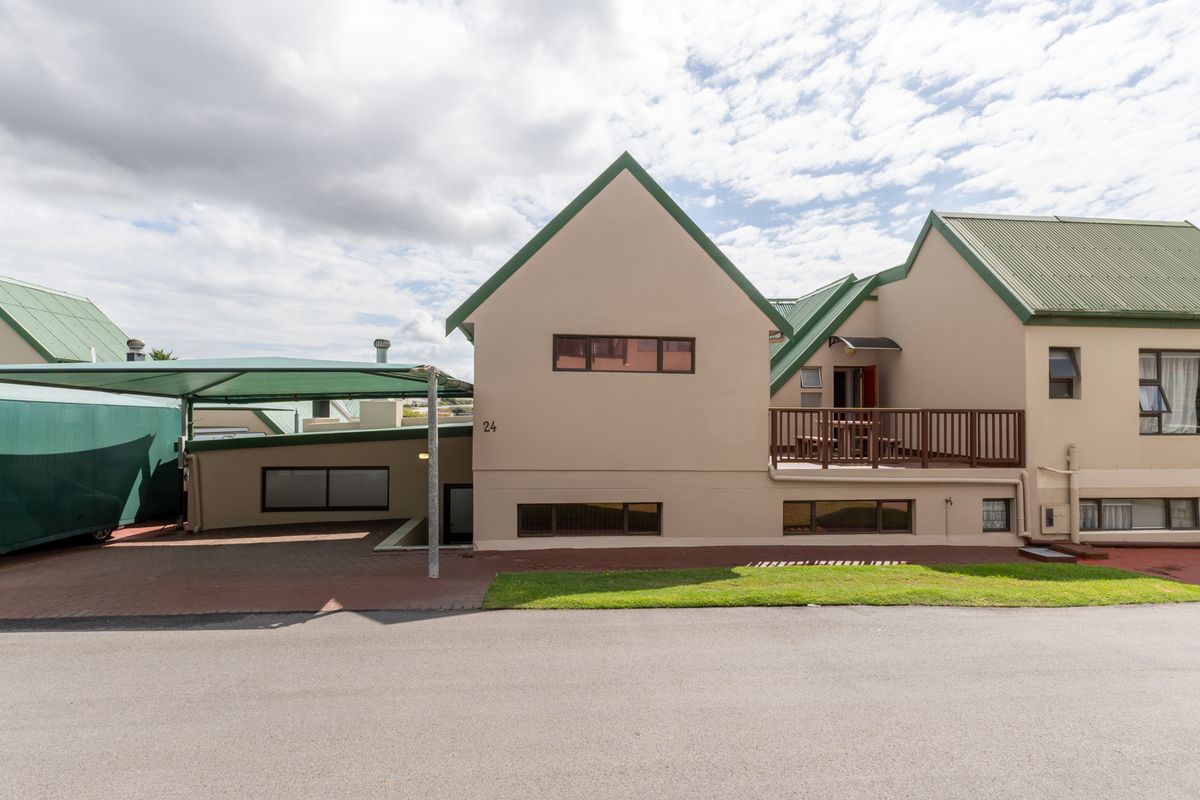Townhouse For Sale in Twee Kuilen, Diaz Beach, Mossel Bay, Western Cape - Photo 2