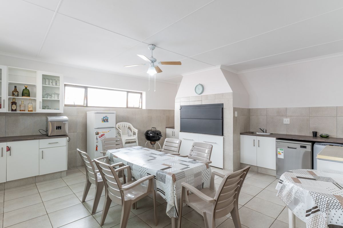 Townhouse For Sale in Twee Kuilen, Diaz Beach, Mossel Bay, Western Cape - Photo 4