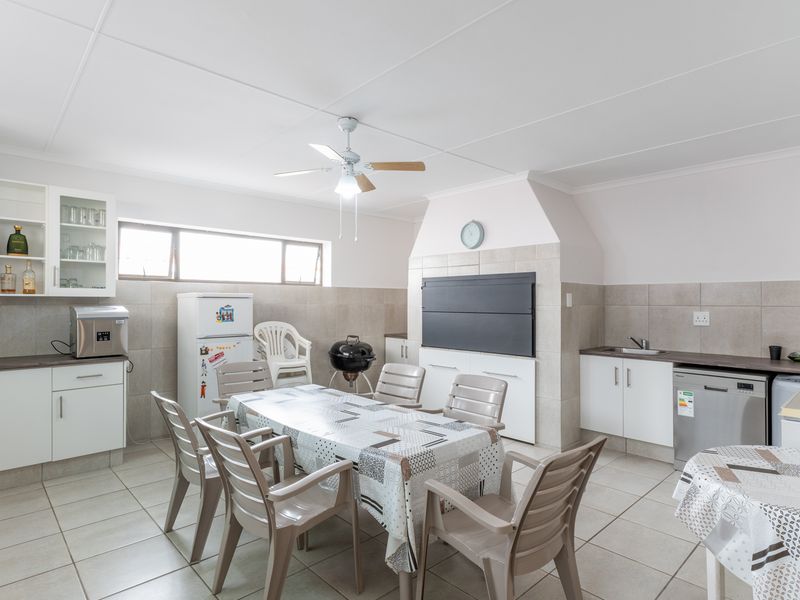 Townhouse For Sale in Twee Kuilen, Diaz Beach, Mossel Bay, Western Cape - Photo 4