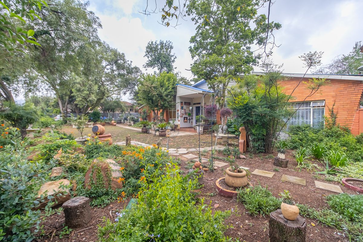 House For Sale in Heidelberg Central, Heidelberg, Gauteng - Photo 5