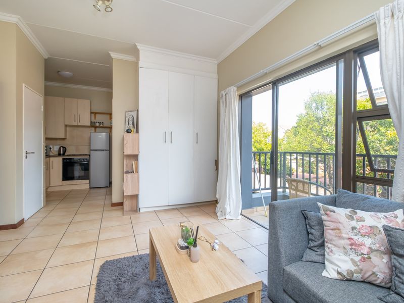 Apartment For Sale in Hillcrest, Pretoria, Gauteng - Photo 2