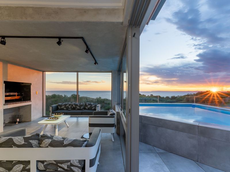 House For Sale in Oubaai, George, Western Cape - Photo 3