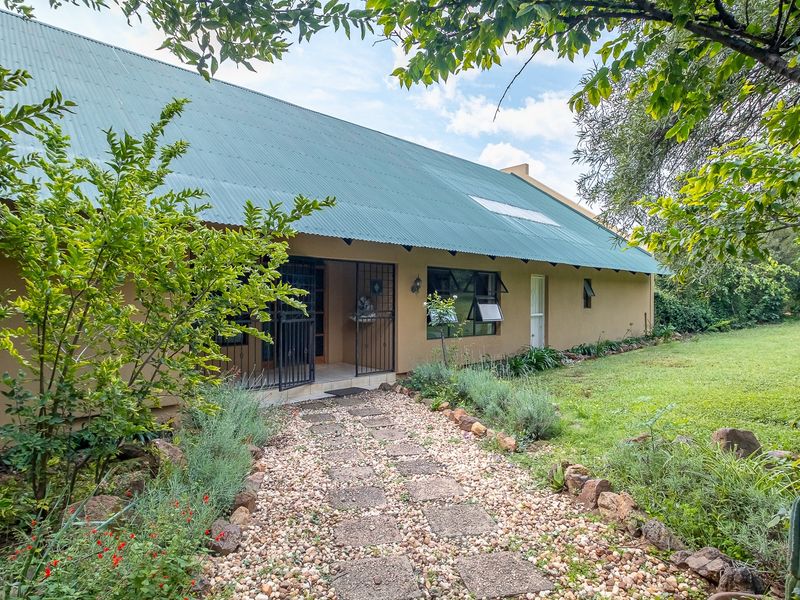 Farm For Sale in Lanseria and surrounds - Photo 4