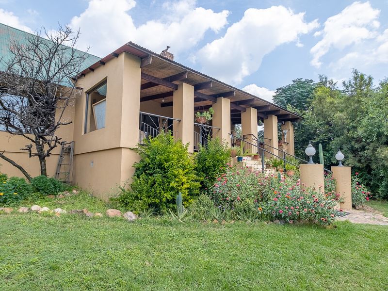 Farm For Sale in Lanseria and surrounds - Photo 3