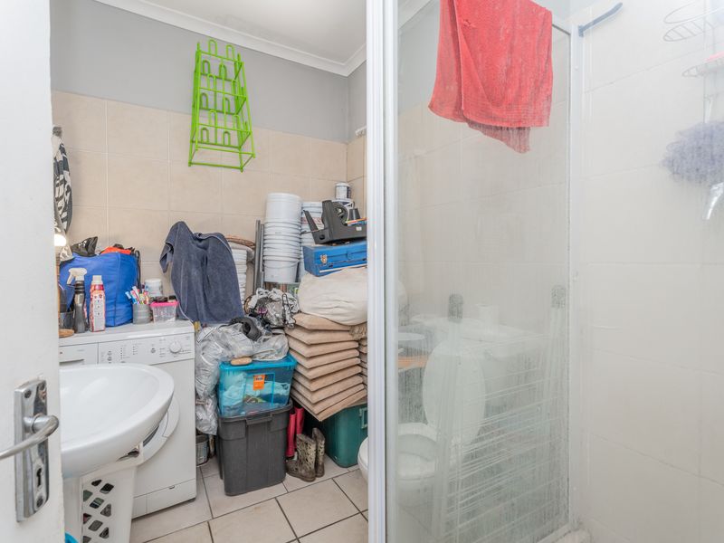 Apartment For Sale in Rome, Strand, Western Cape - Photo 10