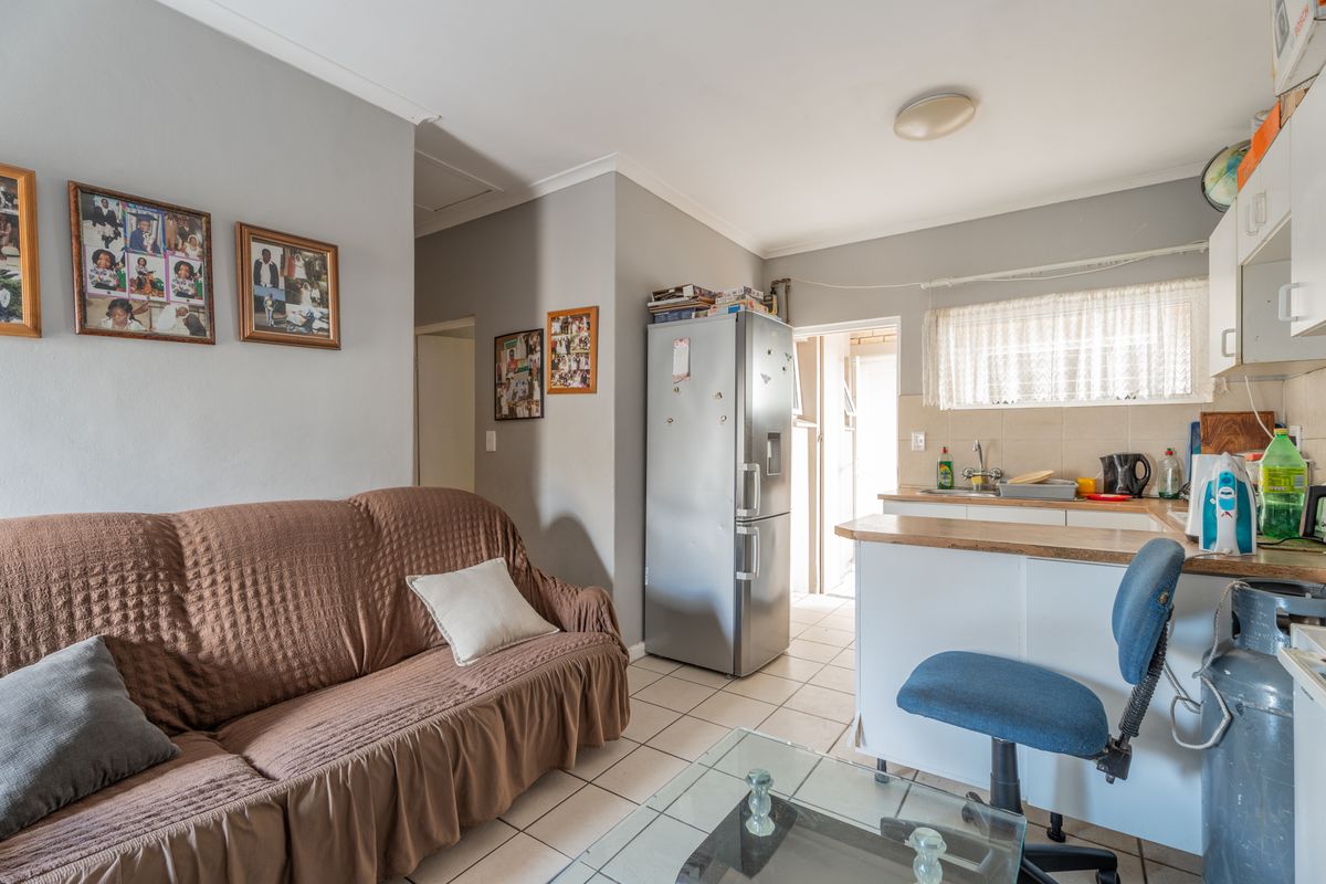 Apartment For Sale in Rome, Strand, Western Cape - Photo 5