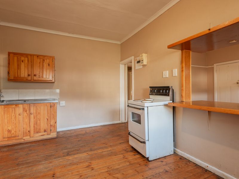 House For Sale in Somerset East, Eastern Cape - Photo 4