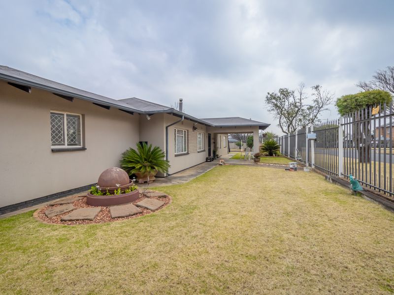 House For Sale in Nigel Ext 2, Nigel, Gauteng - Photo 8