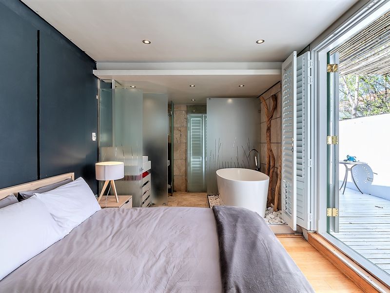 Luxury Three Bedroom Apartment in the Heart of Stellenbosch - Photo 7