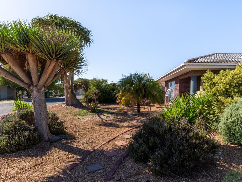 House For Sale in Myburgh Park, Langebaan, Western Cape - Photo 4