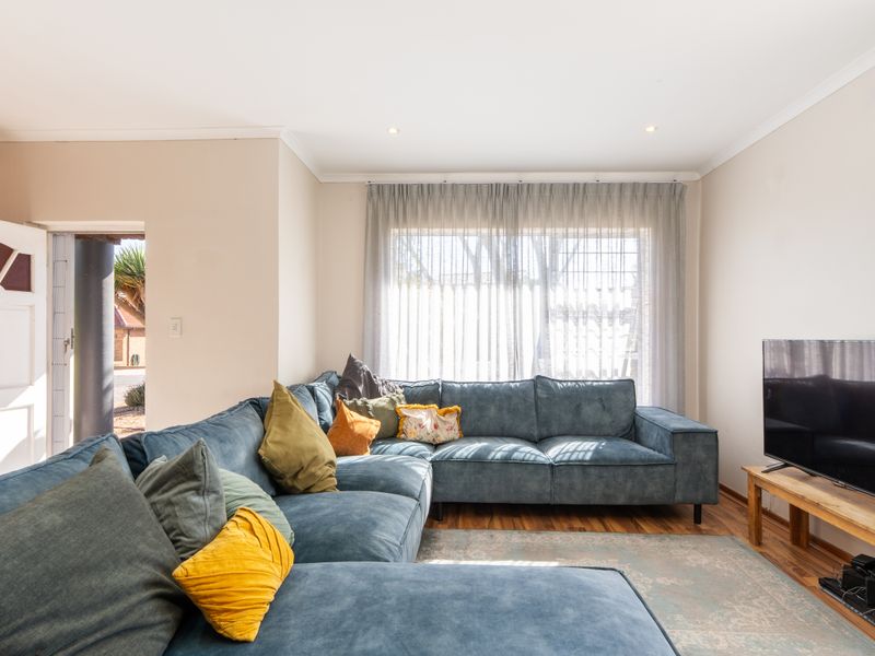 House For Sale in Myburgh Park, Langebaan, Western Cape - Photo 10