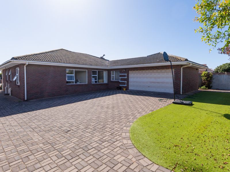 House For Sale in Myburgh Park, Langebaan, Western Cape - Photo 7