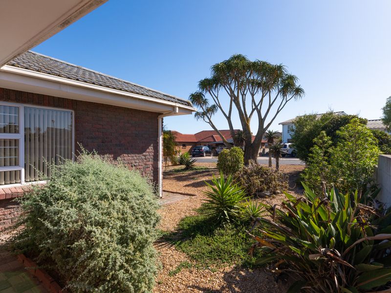 House For Sale in Myburgh Park, Langebaan, Western Cape - Photo 5