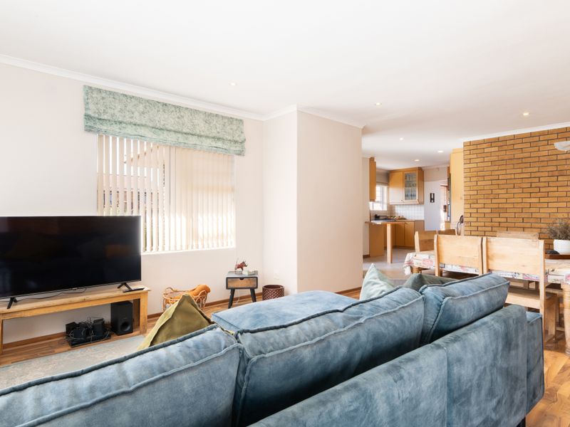 House For Sale in Myburgh Park, Langebaan, Western Cape - Photo 9