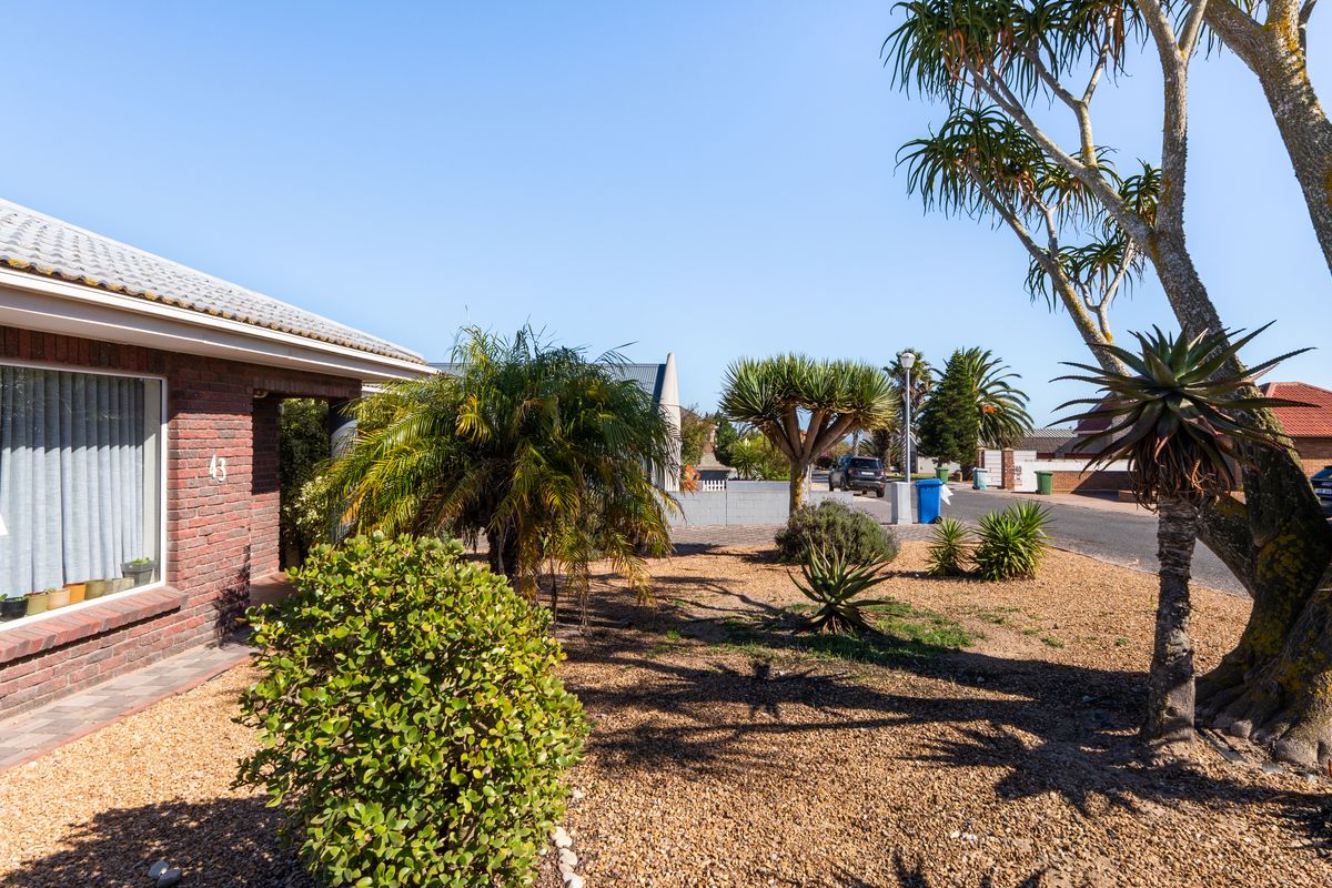 House For Sale in Myburgh Park, Langebaan, Western Cape - Photo 3